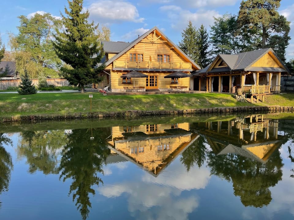 Property building, Lake view