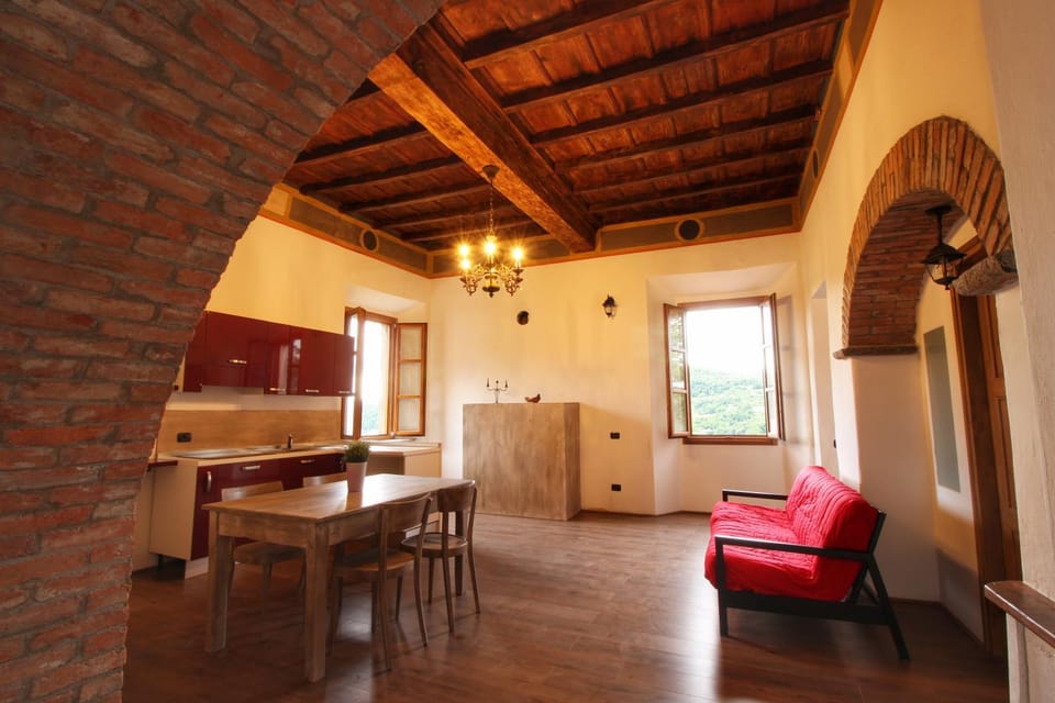 Day, Dining area