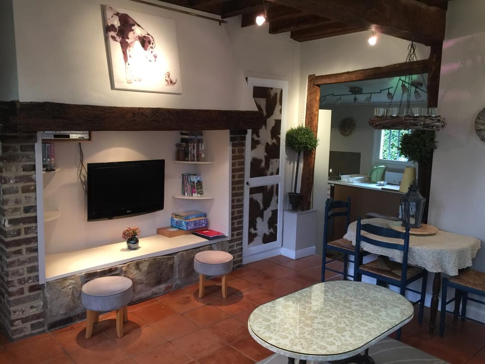 Lounge or bar
