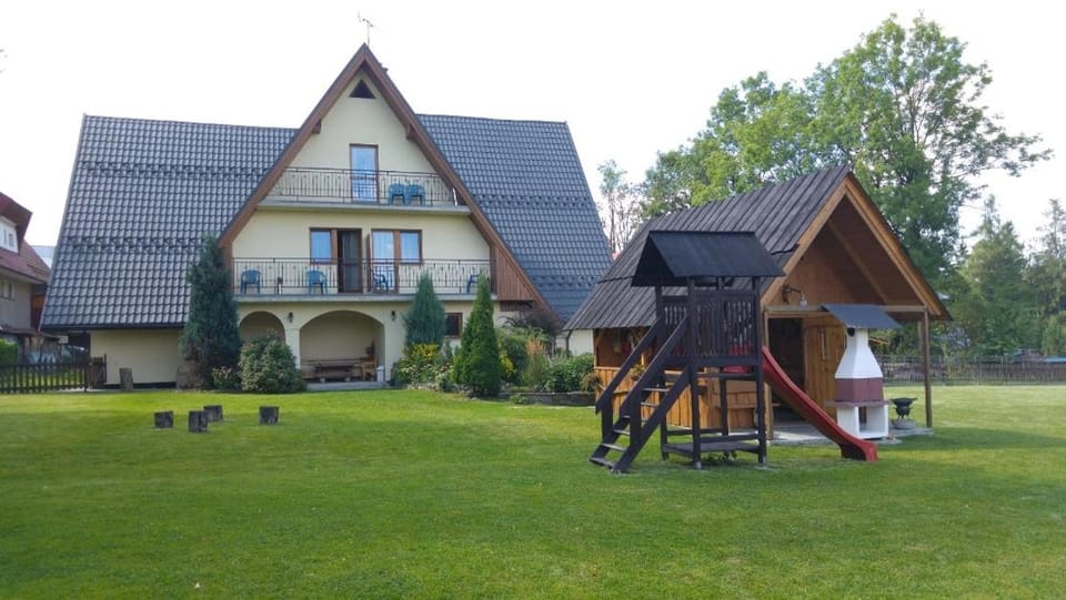 Property building, Natural landscape, Children play ground, Garden, Garden, Garden view