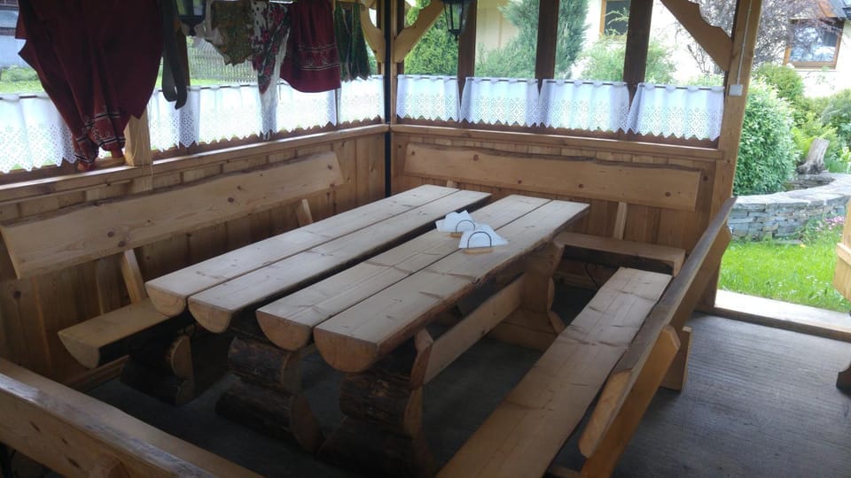 Garden, Seating area, Garden view