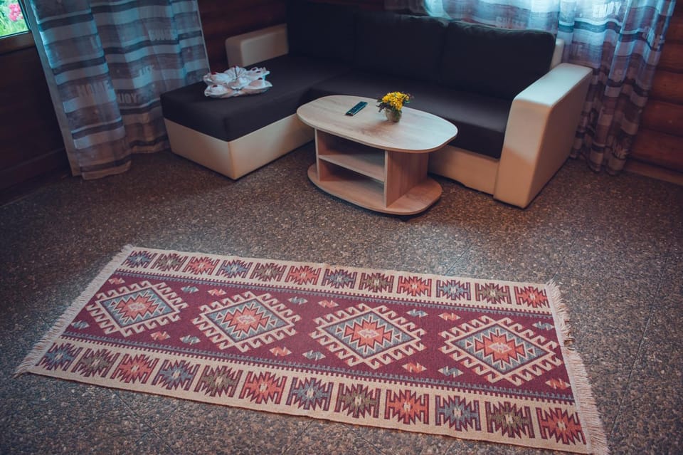 Bed, TV and multimedia, Living room