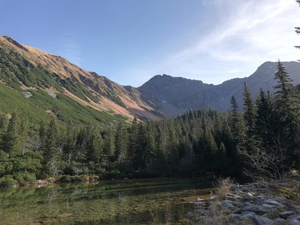 Nearby landmark, Natural landscape, Mountain view