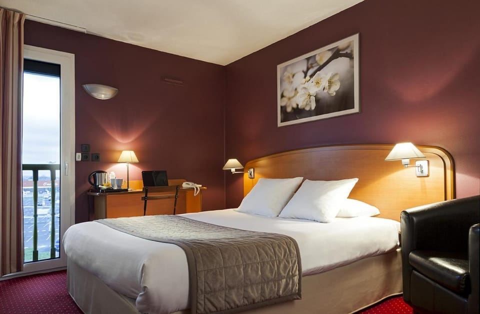 Sky Hotel Goussainville Charles de Gaulle Hotel in Île-de-France