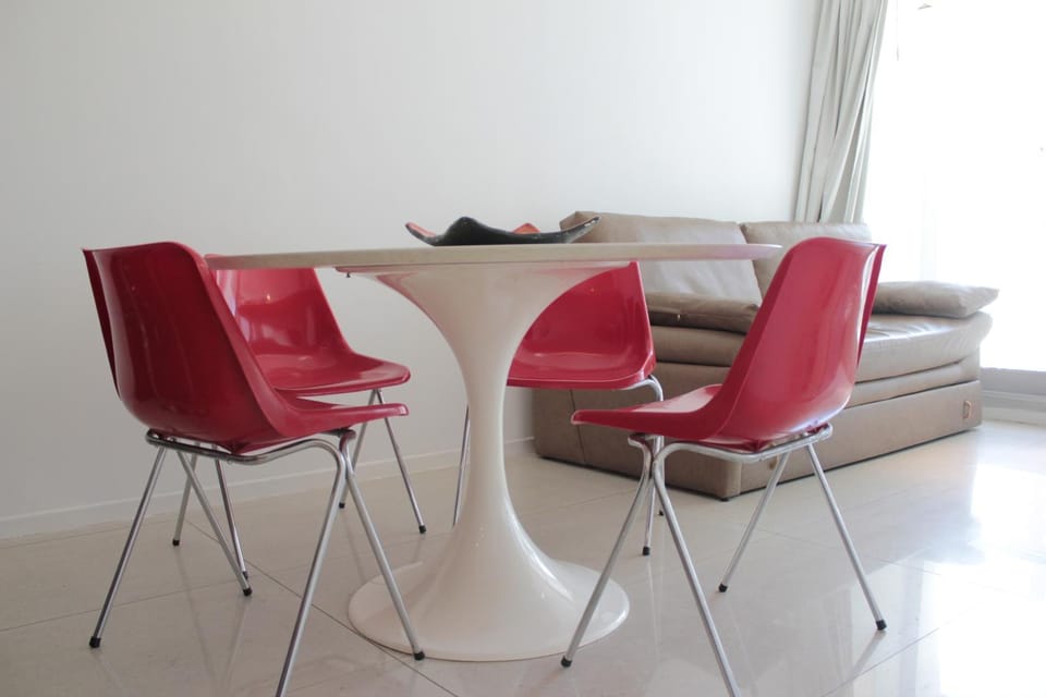 Coffee/tea facilities, Dining area