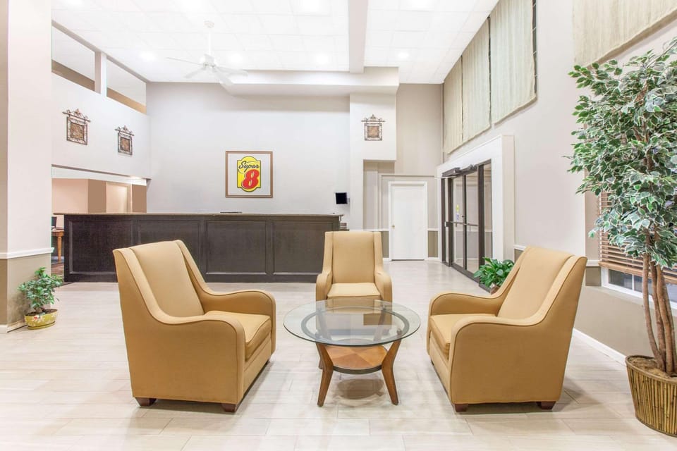 Lobby or reception, On site