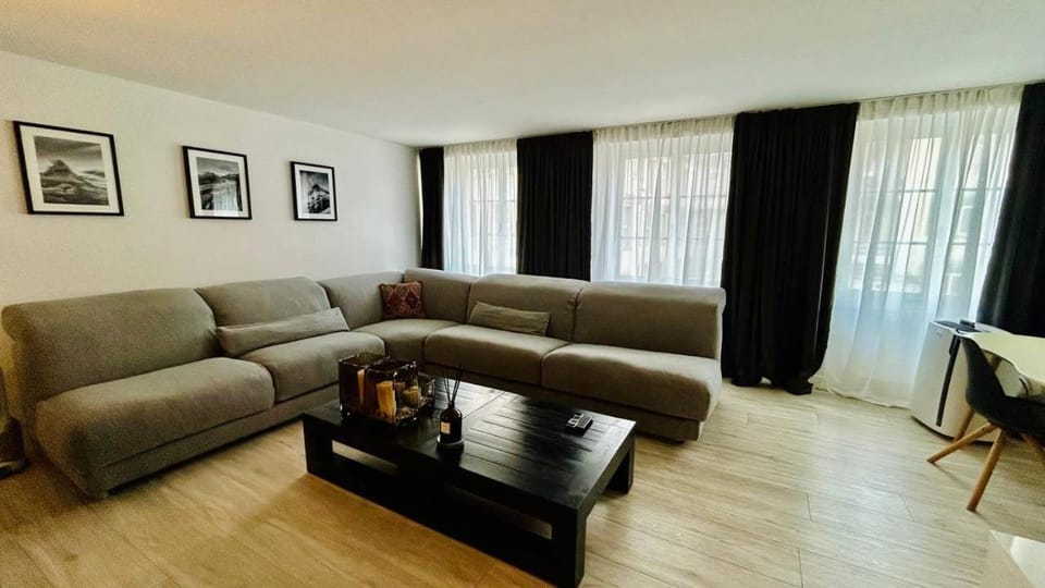 Paradeplatz Apartment by Airhome Apartment in Zurich City