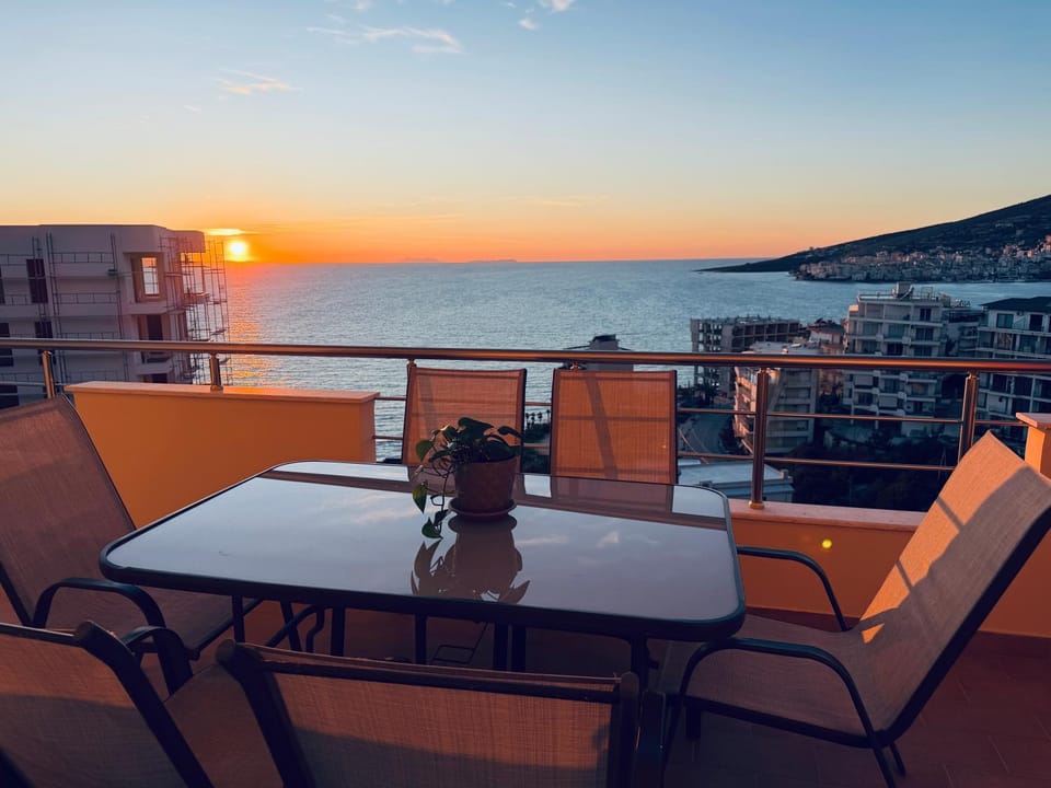 Balcony/Terrace, Seating area, Sea view, Sunset