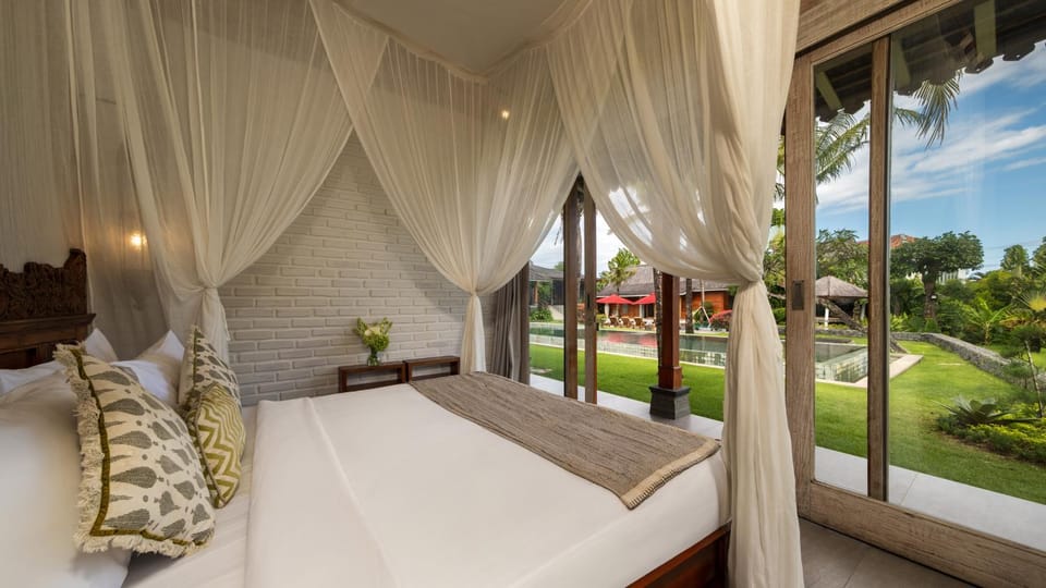 Bed, Day, Bedroom