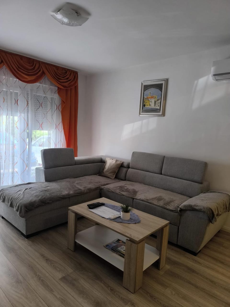 Apartment Ljubičić Apartment in Podstrana
