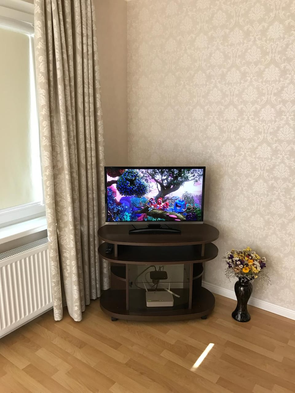 TV and multimedia, Decorative detail