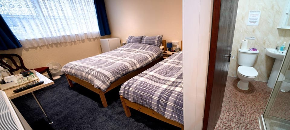 Bed, Bathroom, Photo of the whole room, Bedroom