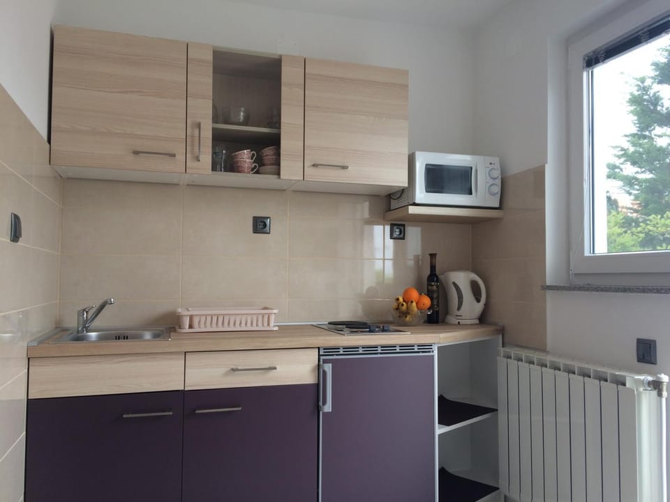 Coffee/tea facilities, Kitchen or kitchenette, Food and drinks