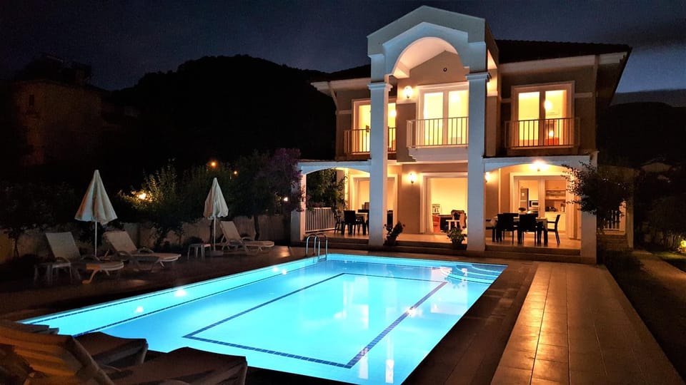 Property building, Swimming pool, Swimming pool, Sunset