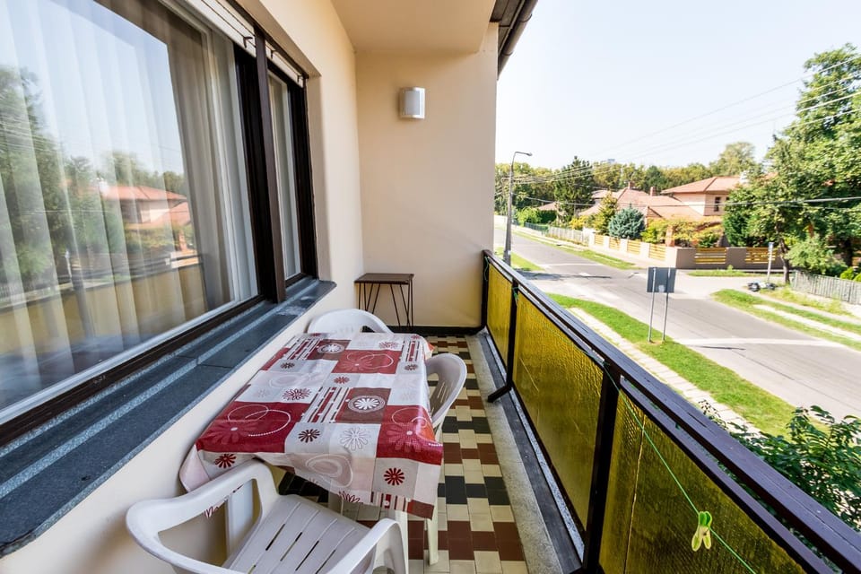 Lara Apartments Apartment in Siófok