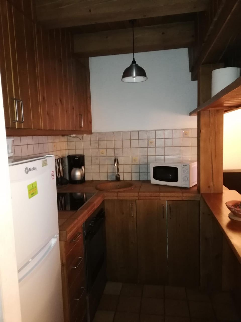 Kitchen or kitchenette, Communal kitchen