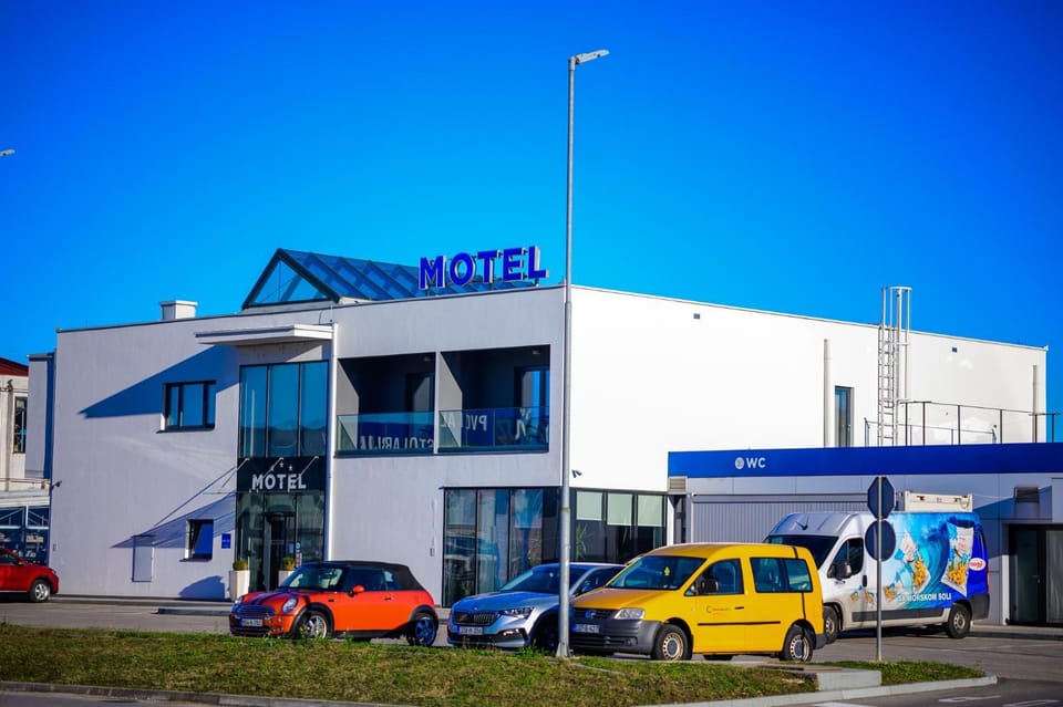 Motel Kamenica Motel in Lika-Senj County