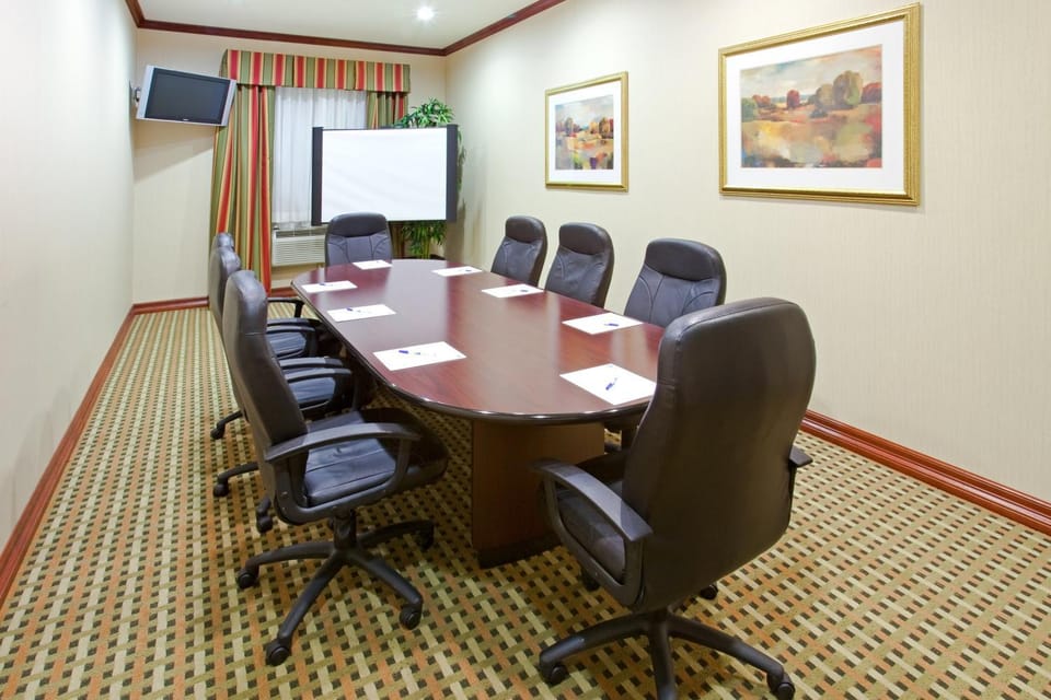 Meeting/conference room