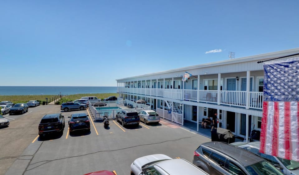 Sea view, Parking