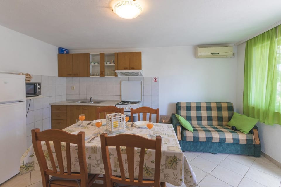 Apartment Gloria Apartment in Šibenik-Knin County, Croatia