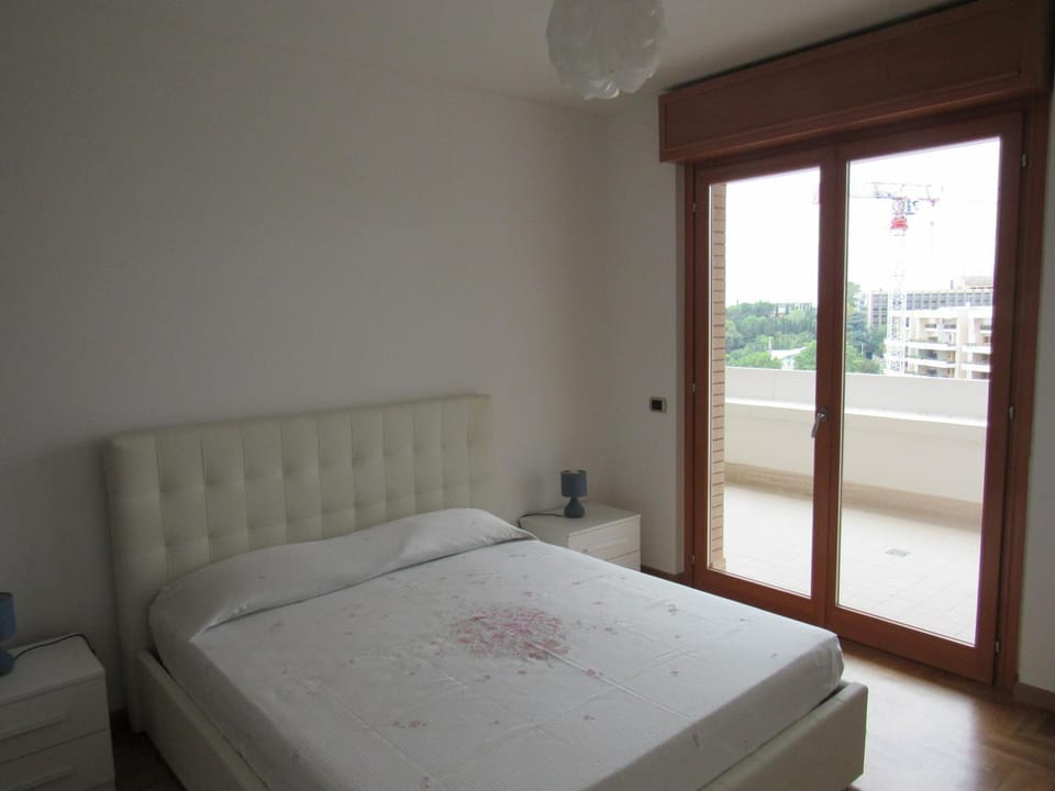 Bed, View (from property/room), Other, Other, Other, Photo of the whole room, Decorative detail, Decorative detail, Bedroom, Landmark view