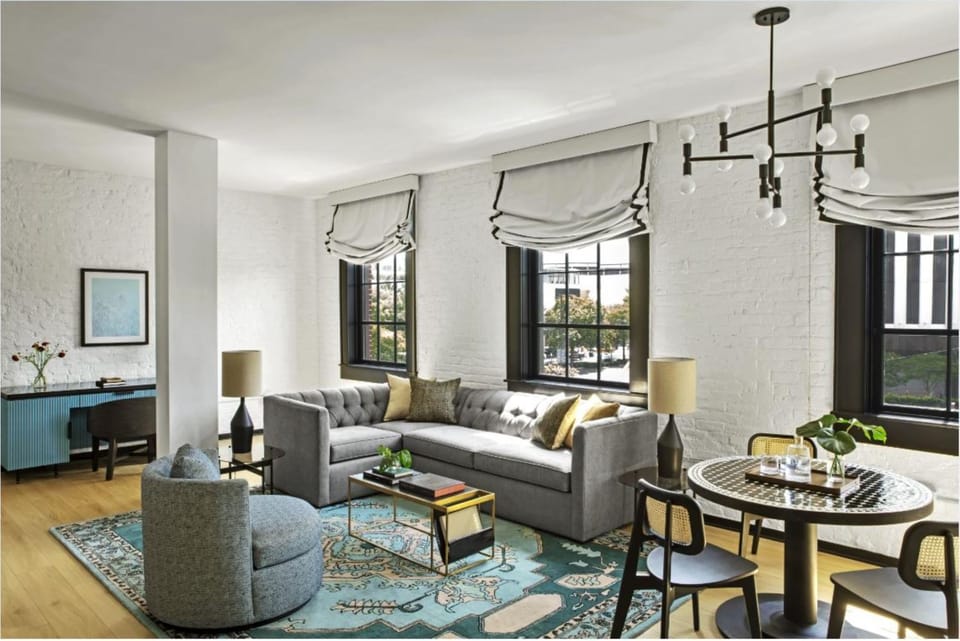 Living room, Dining area