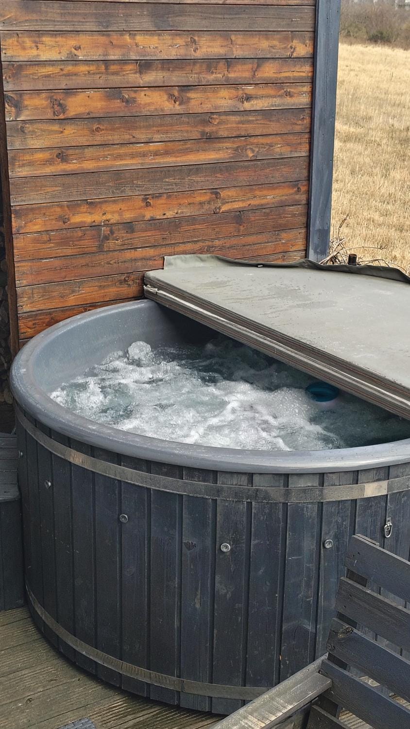 Hot Tub, Sauna, Spa and wellness centre/facilities