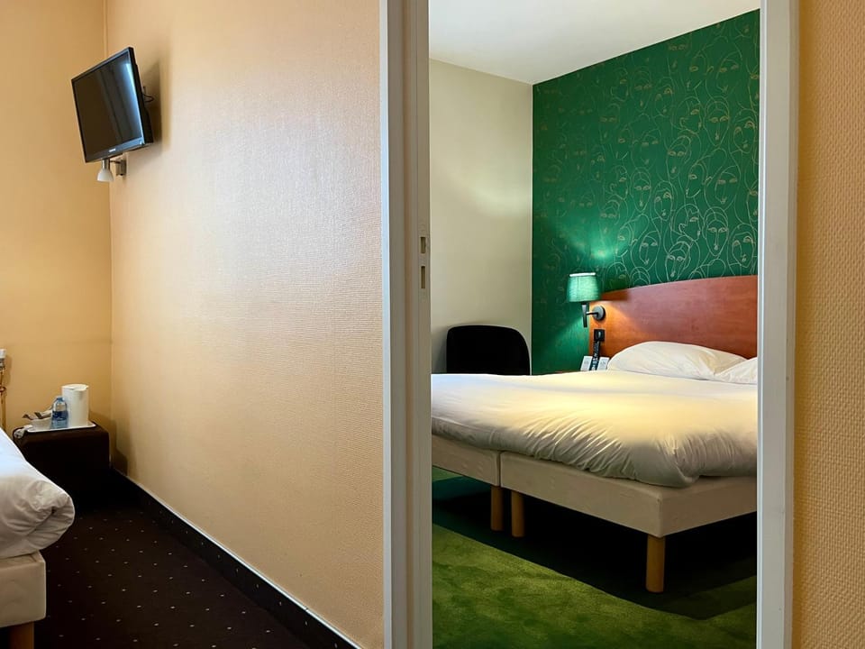 Logis Hôtel & Restaurant - Le Saint-Louis Hotel in Pays de la Loire