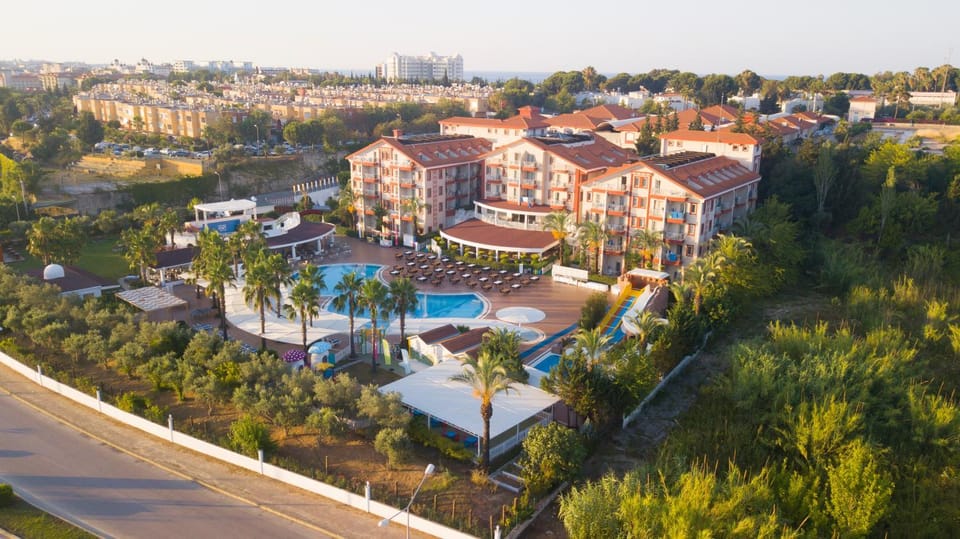 Property building, Day, Bird's eye view, Swimming pool