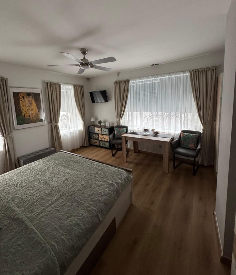 Schönbrunn Ferienwohnungen Apartment in Vienna