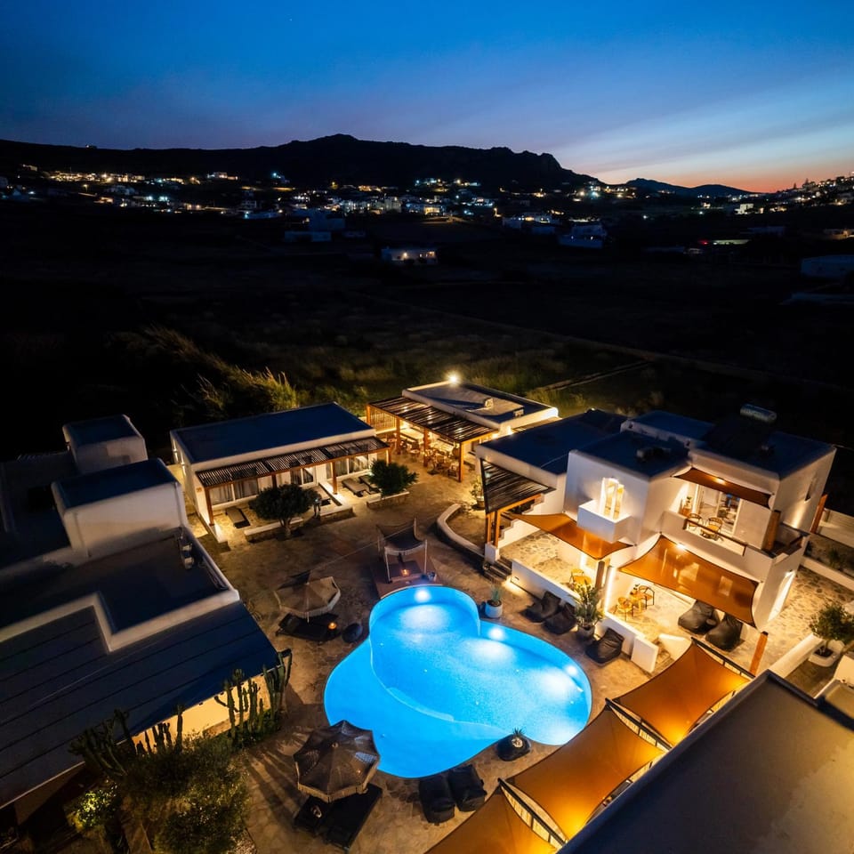 Night, Bird's eye view