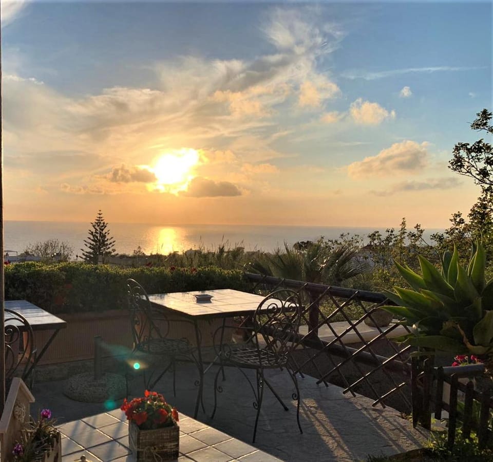 Balcony/Terrace, Sea view, Sunset