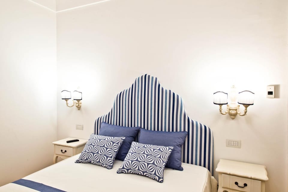 Bed, Decorative detail
