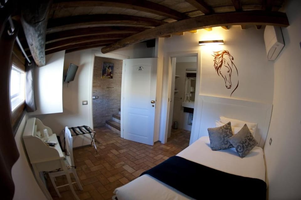 Atlantis Inn Castelgandolfo Bed and Breakfast in Lazio