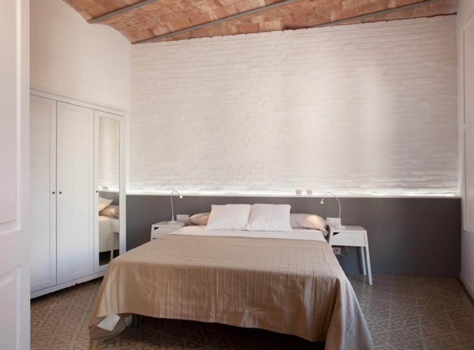 Napoles · Modernist flat close to Sagrada Familia Apartment in Barcelona