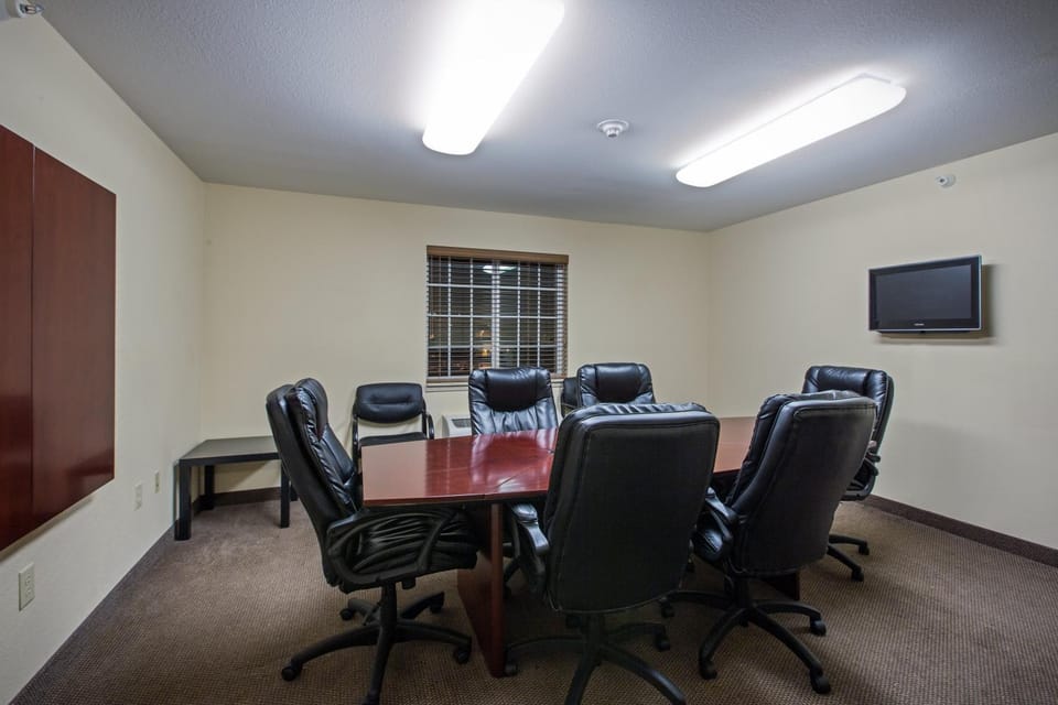 Meeting/conference room