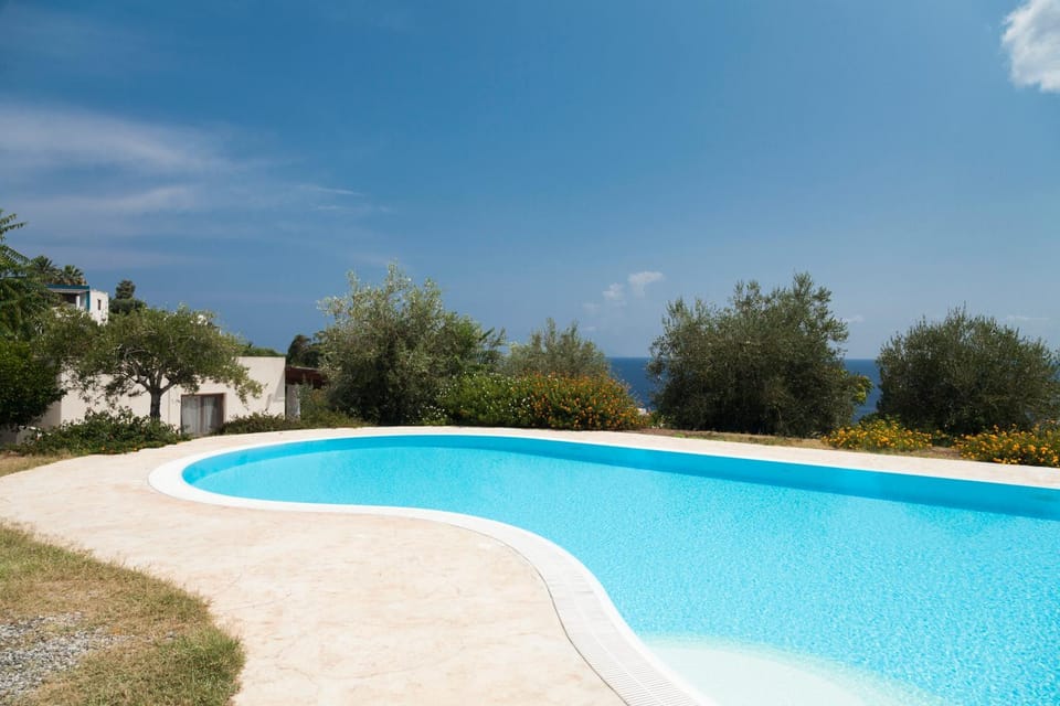 Day, Swimming pool, Swimming pool
