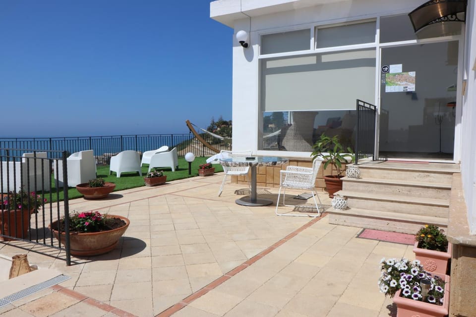 Patio, Balcony/Terrace, Sea view