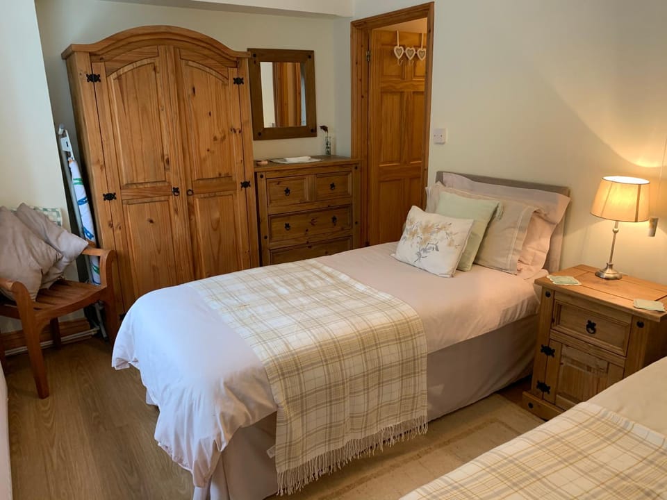 Parc Farm B&B Bed and Breakfast in Wales