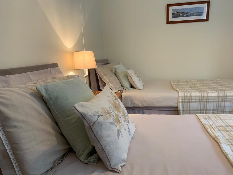 Parc Farm B&B Bed and Breakfast in Wales