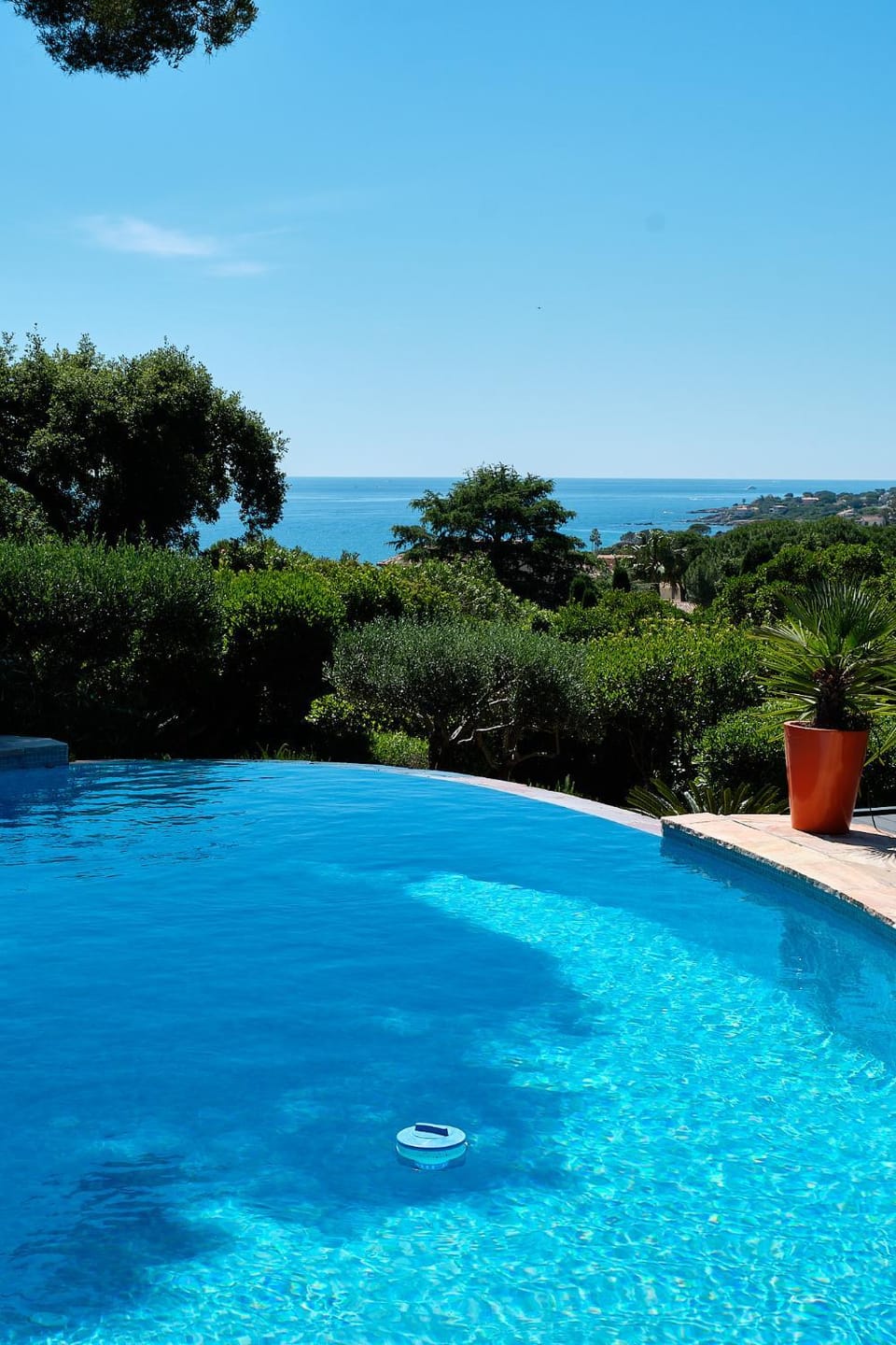 Garden view, Pool view, Sea view, Swimming pool