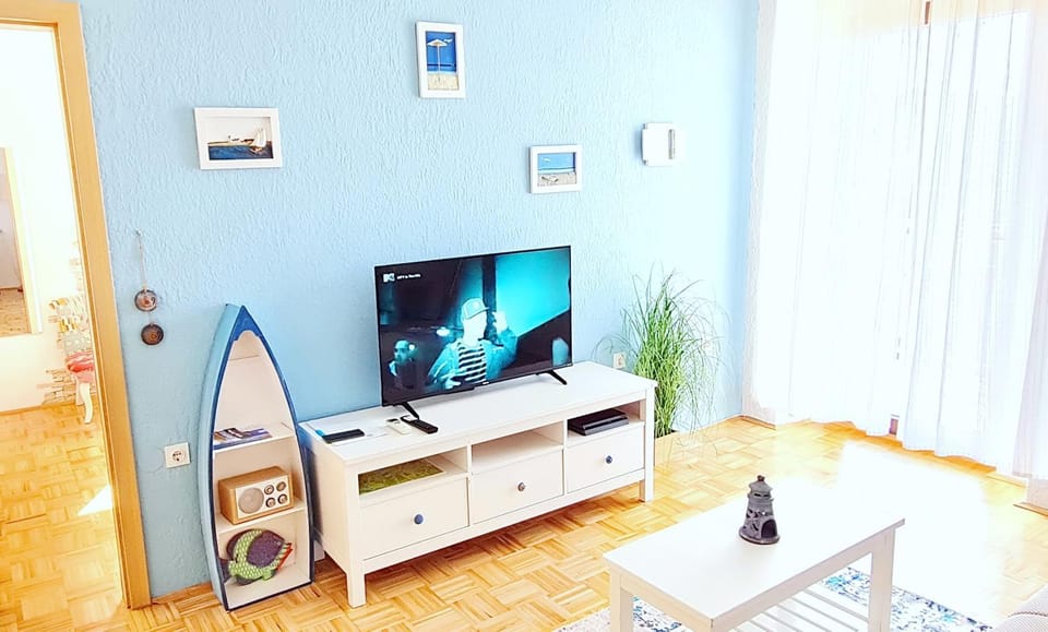 TV and multimedia, Living room