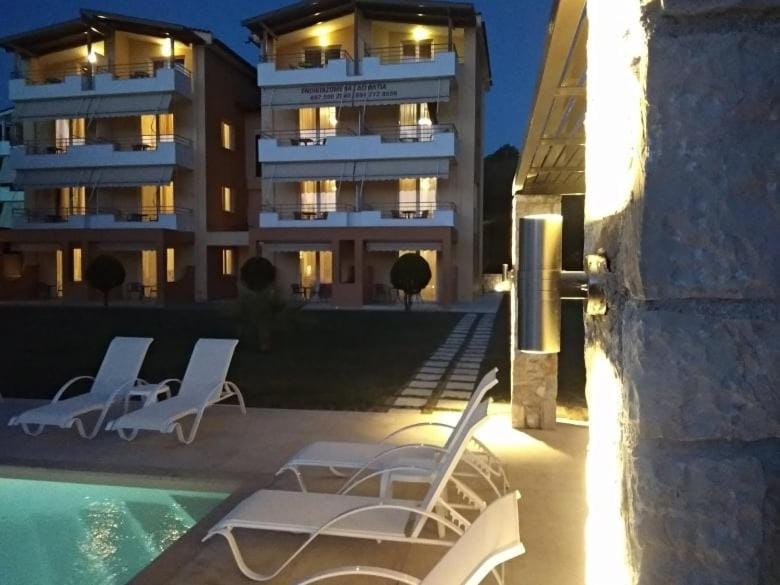 Property building, Swimming pool
