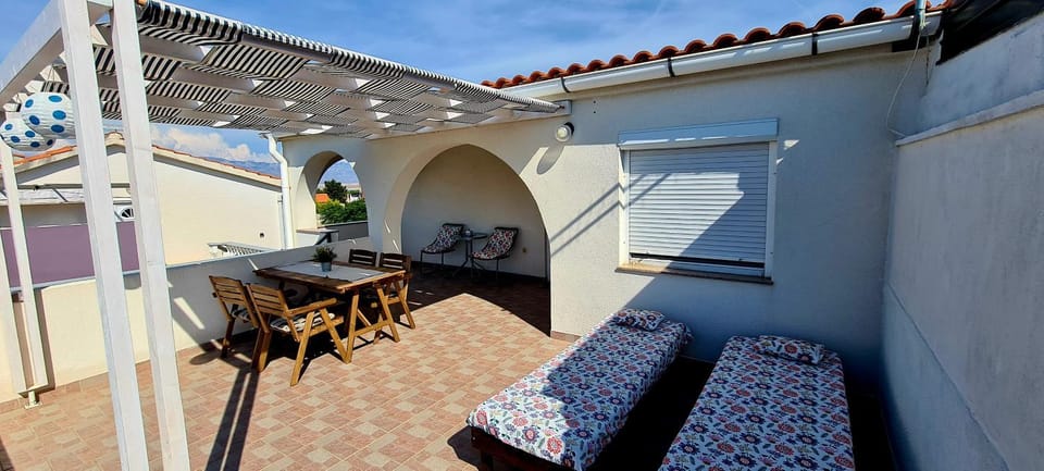 Apartment Kolic Apartment in Zadar County
