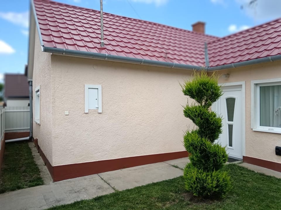 Margó Vendégházak 2 House in Hungary