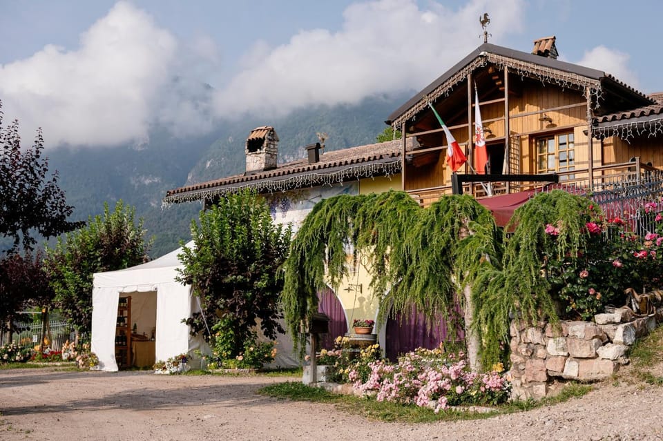 Property building, Spring, Day, Natural landscape, Garden, Garden view, Mountain view