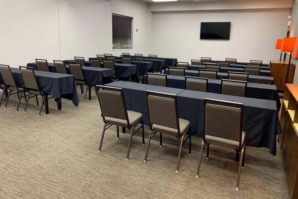 Meeting/conference room