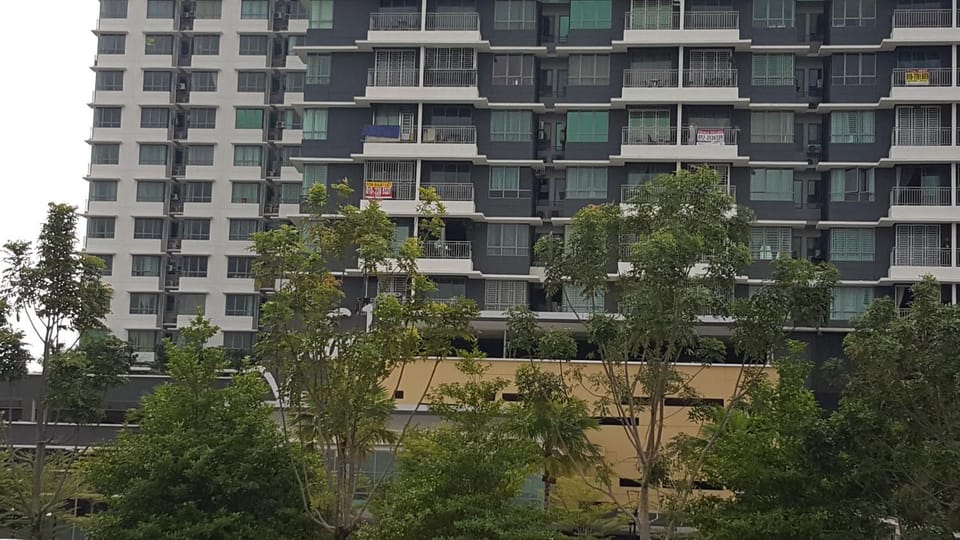 Property building, Street view