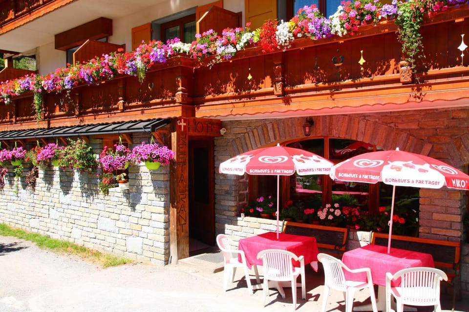Patio, Day