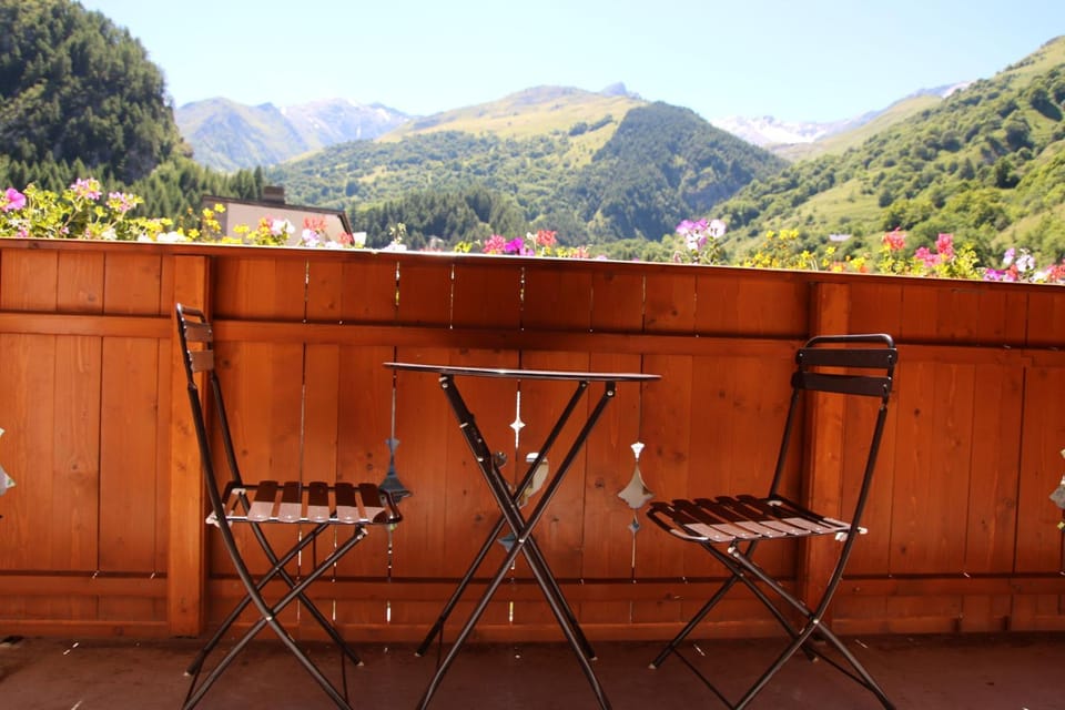 Day, Summer, Balcony/Terrace, On site